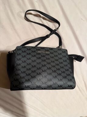 Michael Kors Black and Gray Signature Crossbody Bag